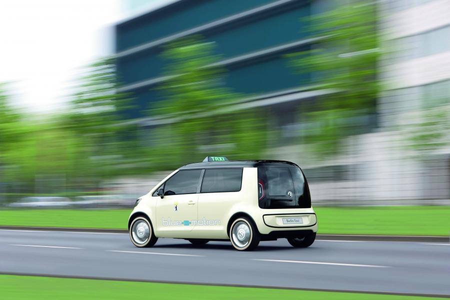  Volkswagen Berlin Taxi 2010 года  (фото 5 из 11)